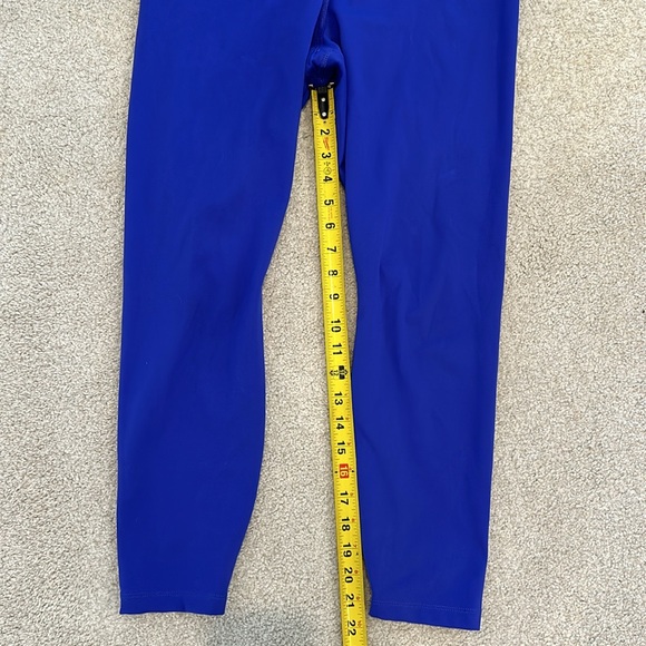 Nike Yoga vibrant blue cropped tights like new, size XL (fits 14-16) - Picture 2 of 5